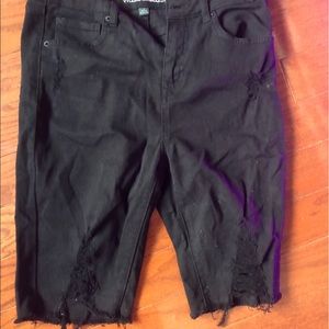 Wild fable Bermuda shorts